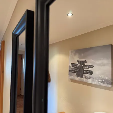 Tiroler By Alpin Charme Lejlighed *